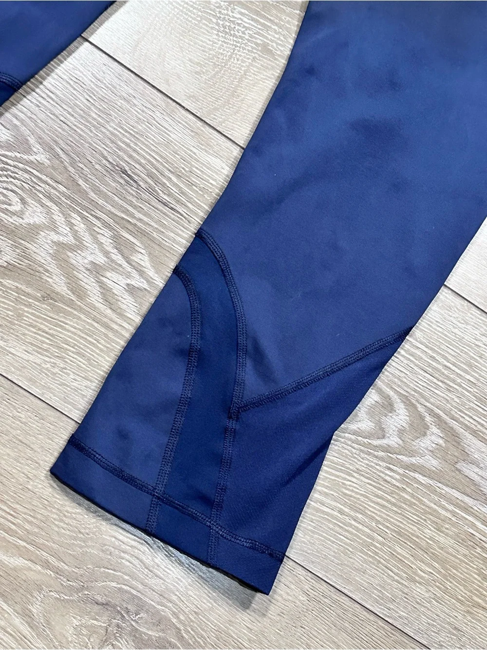 Lululemon Inspire Crop Leggings Inkwell/Ocean Stripe Mesh Panels *Flaw*
